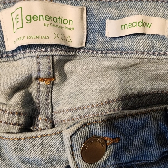 Light Blue Women's Jeans - Picture 7 of 7